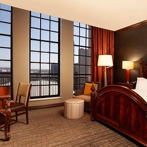 Upper Floors King Room